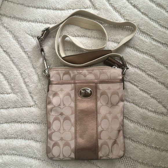 Coach Handbags - Coach Crossbody Bag